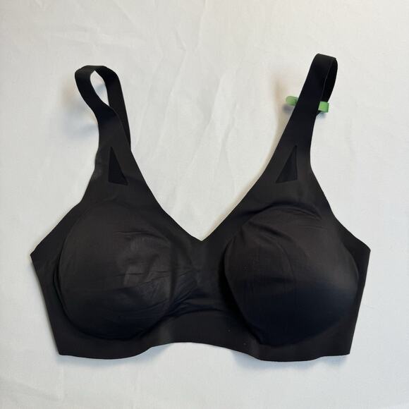 Hanes DHHU42 Ultra-Light Comfort V-Neck Wireless Bra Black Size Large - Picture 1 of 6